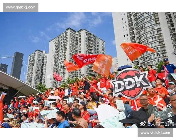 联通 5G-A 护航渝超:球迷秒传进球,网络快人一步